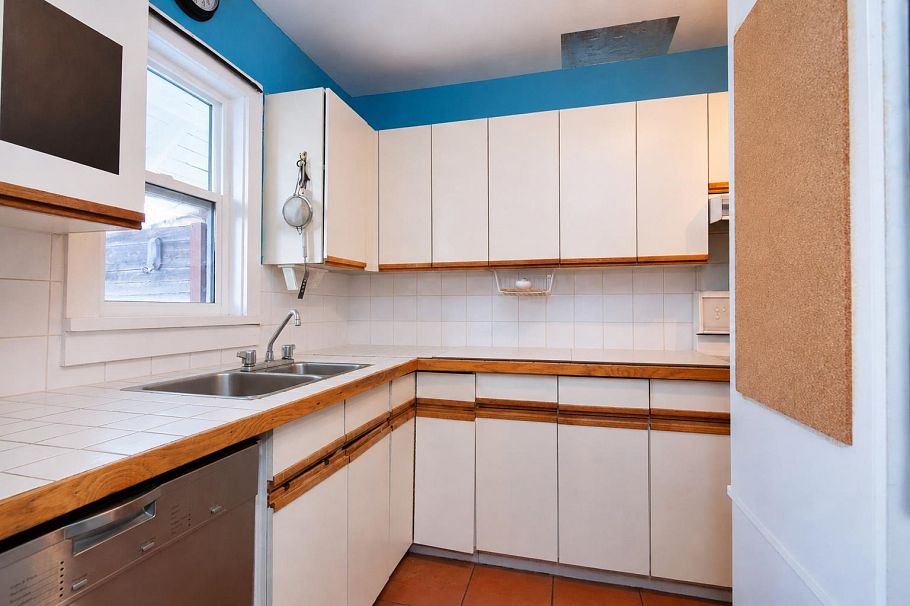 1325/27 Laburnum Street Vancouver, BC - 15