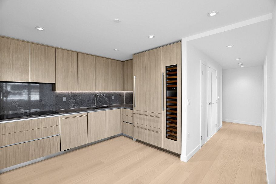 308 785 Harbour Way North Vancouver, BC - 6