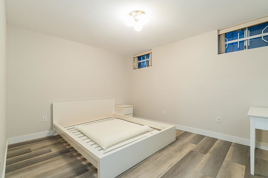 2922 W 22nd Avenue Vancouver, BC - 21
