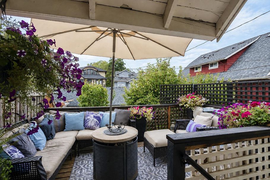 1325/27 Laburnum Street Vancouver, BC - 12