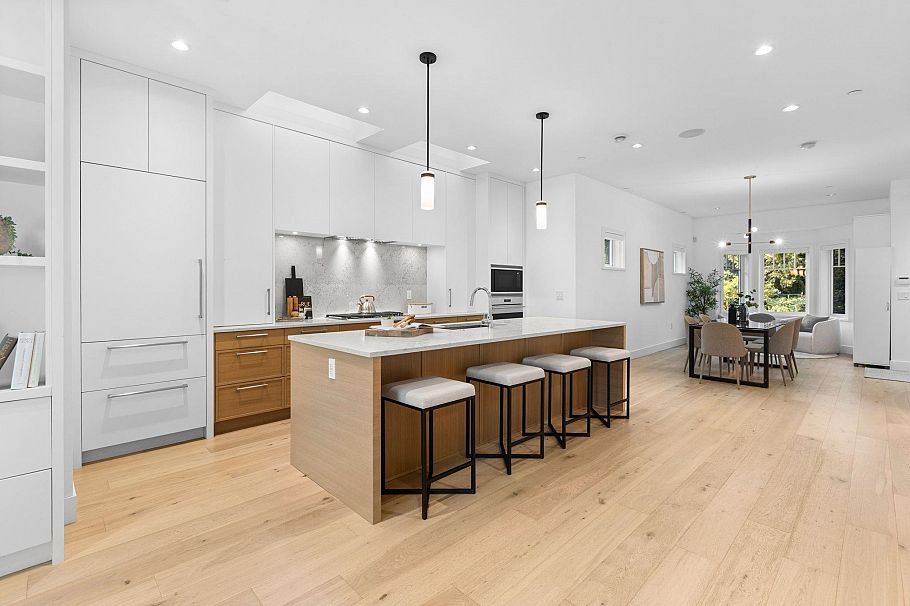 2518 W 3rd Avenue Vancouver, BC - 15