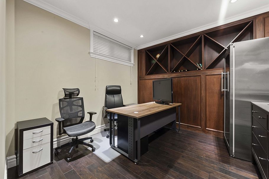 4333 Townley Street Vancouver, BC - 31