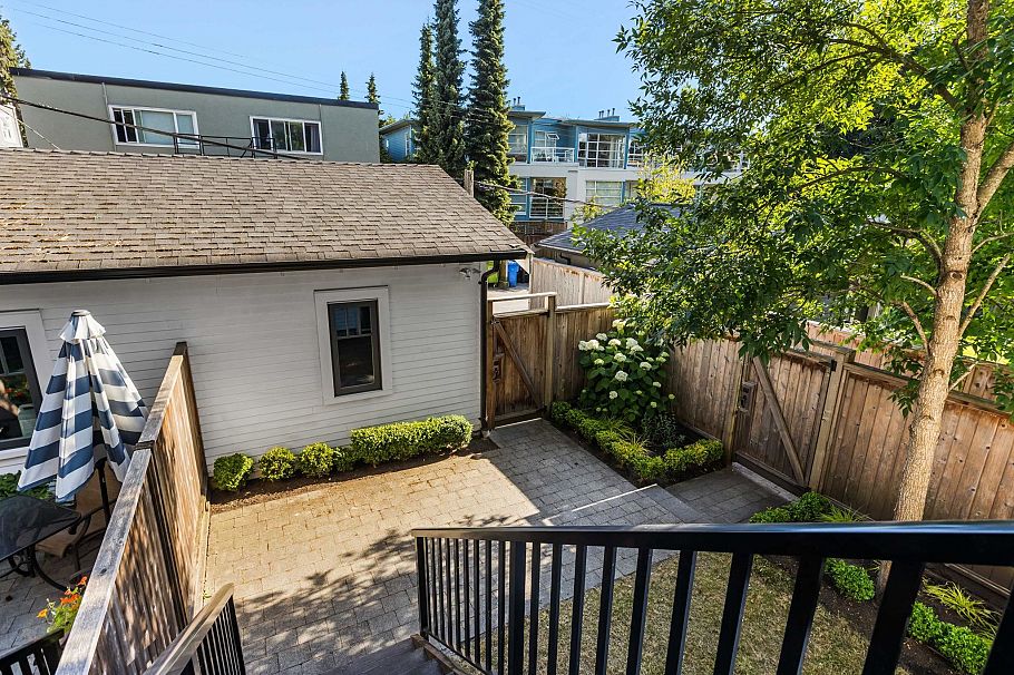 2518 W 3rd Avenue Vancouver, BC - 27