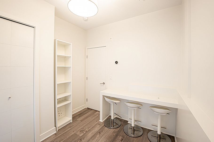 105 733 W 3rd Street North Vancouver, BC - 15