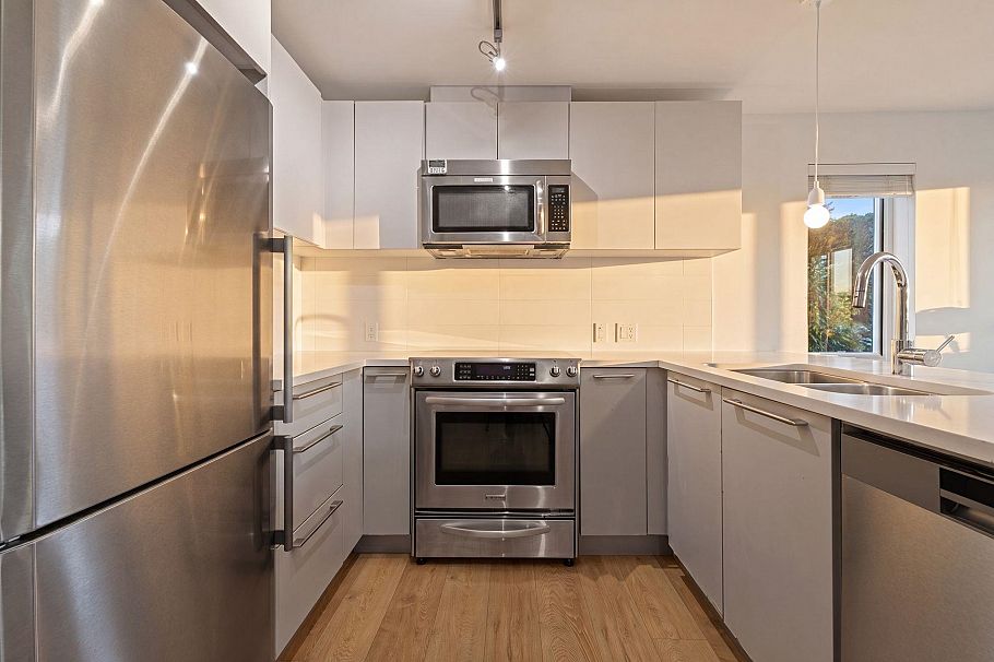 107 1661 E 2nd Avenue Vancouver, BC - 6
