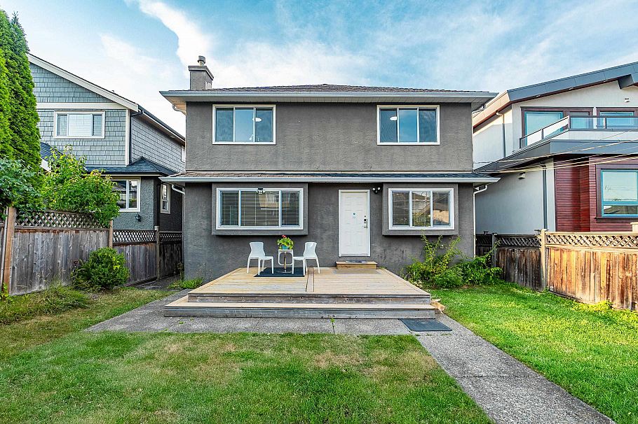 2922 W 22nd Avenue Vancouver, BC - 5