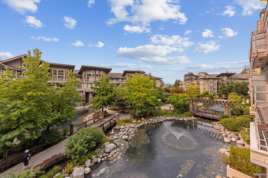 319 580 Raven Woods Drive North Vancouver, BC - 1