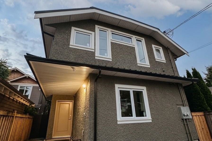 3-4690 W 6 AVENUE, Vancouver BC V6R 1V7 Vancouver, BC - 1
