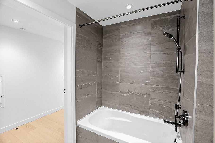 308 785 Harbour Way North Vancouver, BC - 15