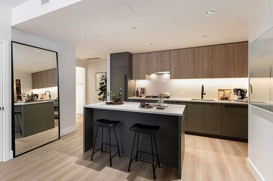 626 8633 River District Crossing Vancouver, BC - 1