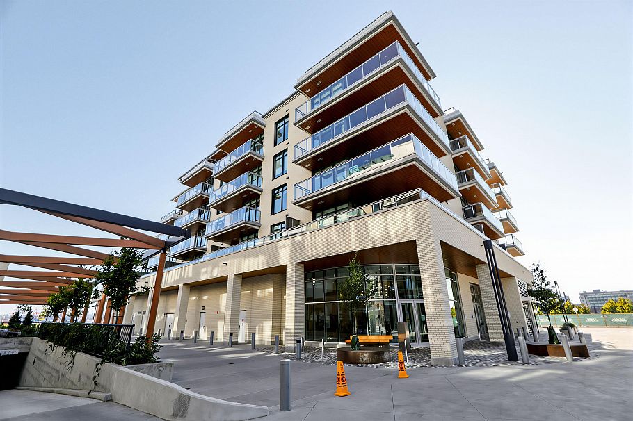 308 785 Harbour Way North Vancouver, BC - 34