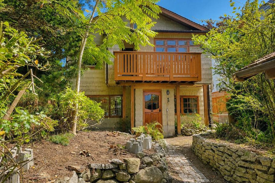 4117 W 11th Avenue Vancouver, BC - 21