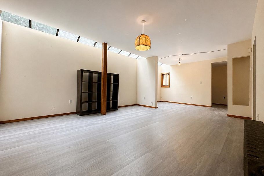 4117 W 11th Avenue Vancouver, BC - 15