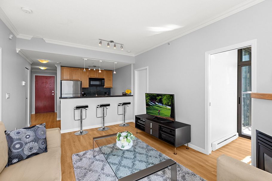 2505 928 Richards Street Vancouver, BC - 5