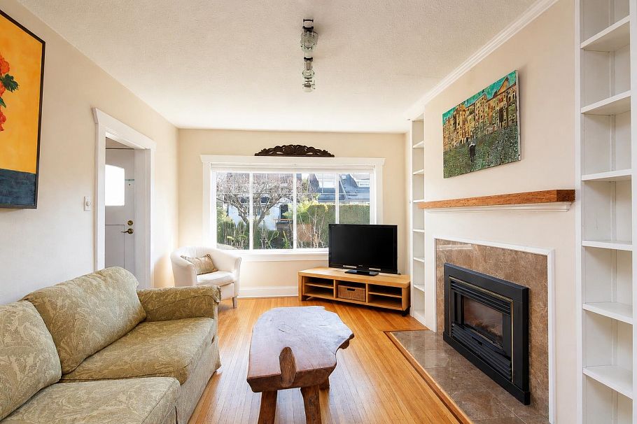 1325/27 Laburnum Street Vancouver, BC - 13