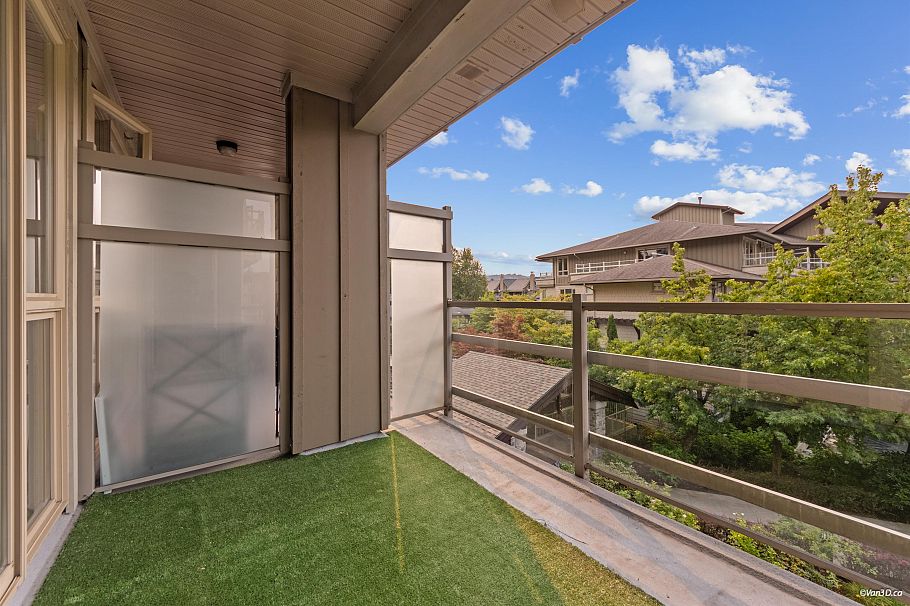 319 580 Raven Woods Drive North Vancouver, BC - 2