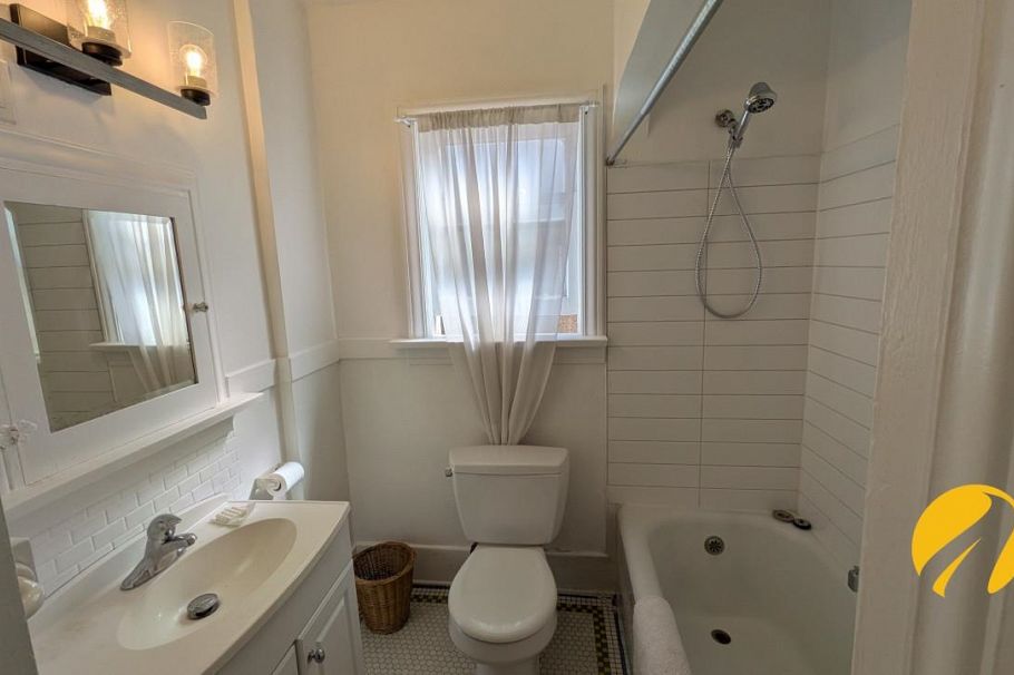 xx1 W 20TH AVENUE, Vancouver BC V5Z 1Y3 Vancouver, BC - 8