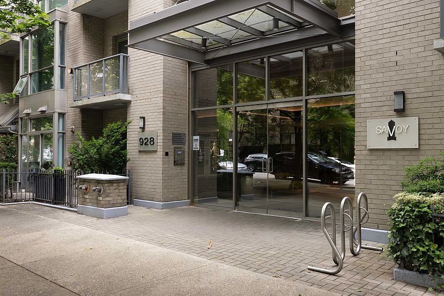 2505 928 Richards Street Vancouver, BC - 39
