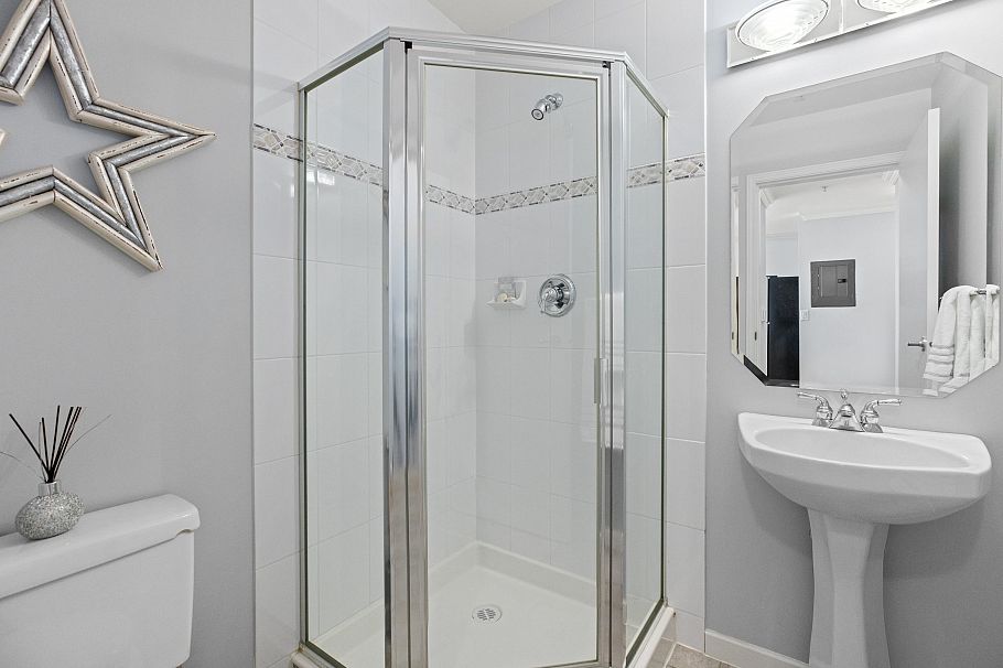 2505 928 Richards Street Vancouver, BC - 19