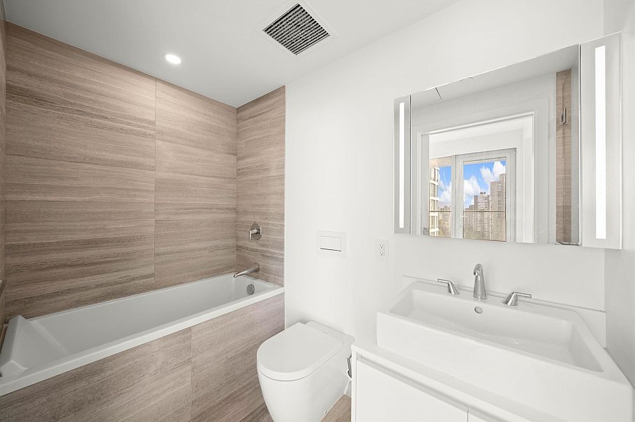 1907 1480 HOWE STREET, Vancouver BC V6Z 0G5 Vancouver, BC - 14