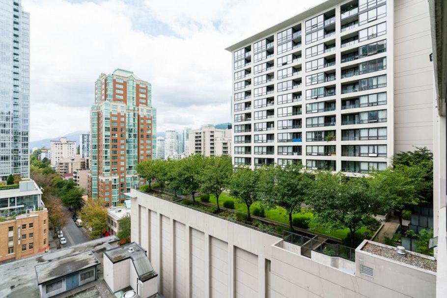 1408 938 SMITHE STREET, Vancouver BC V6Z 3H8 Vancouver, BC - 18