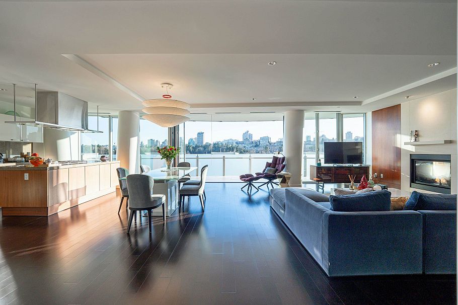 306 1560 Homer Mews Vancouver, BC - 2