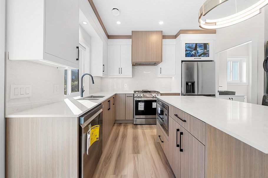 4318 Nanaimo Street Vancouver, BC - 13