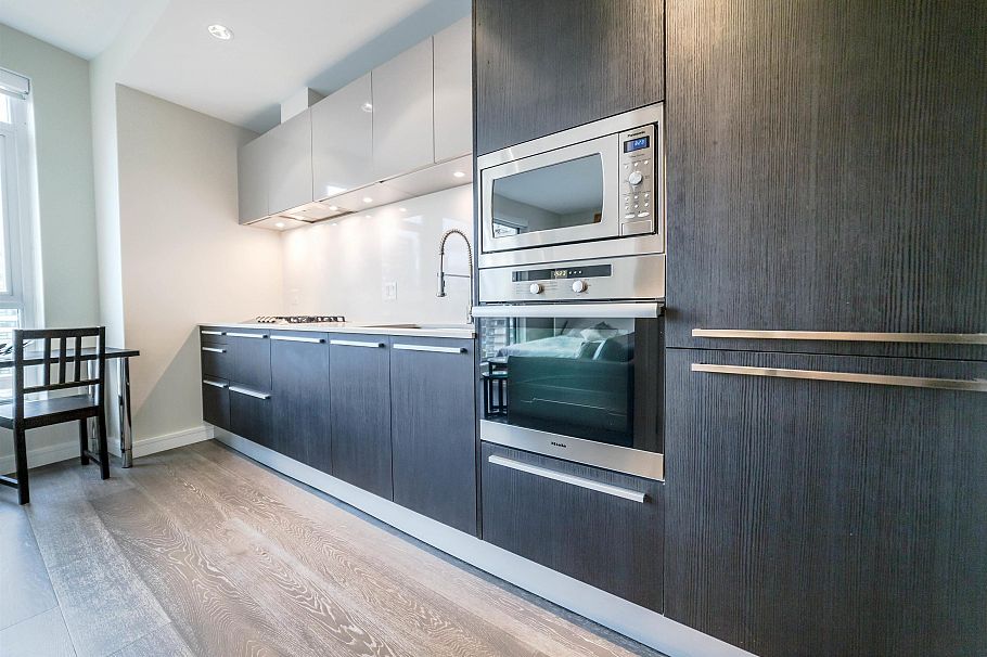 904 1221 Bidwell Street Vancouver, BC - 2
