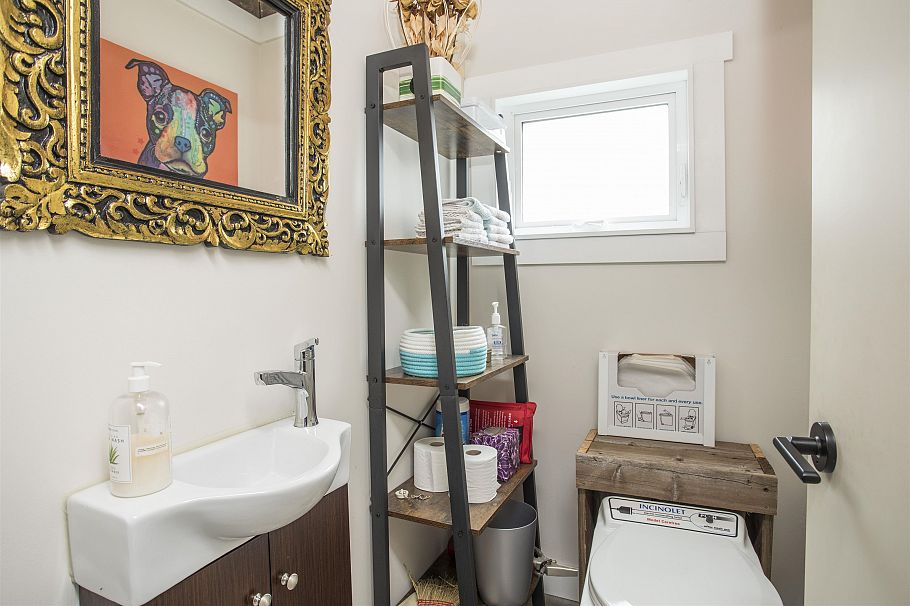 5439 Indian River Drive North Vancouver, BC - 34