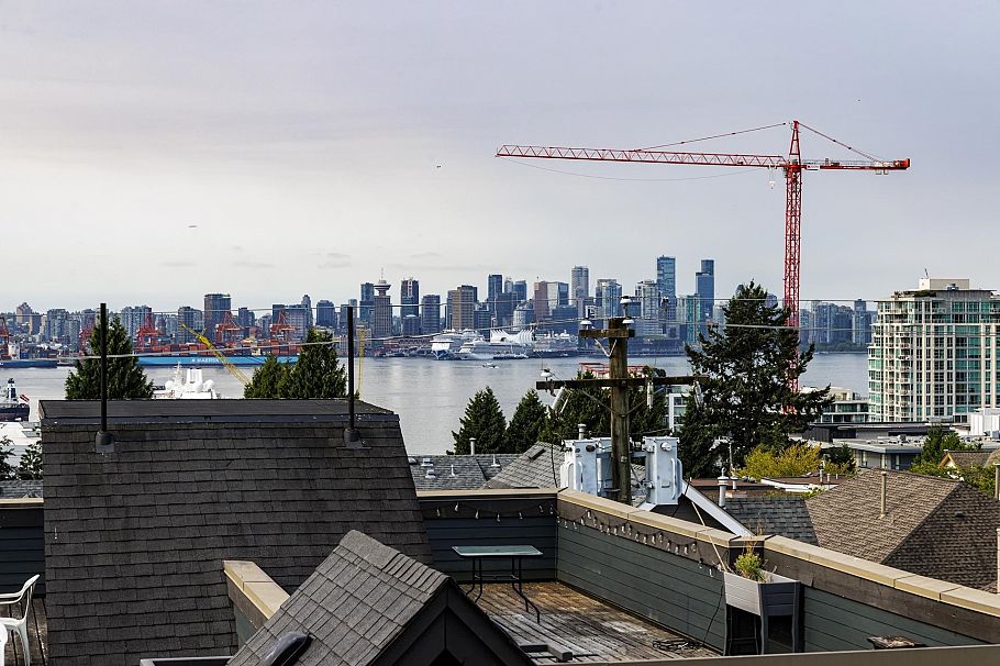 2 263 E 5th Street North Vancouver, BC - 8