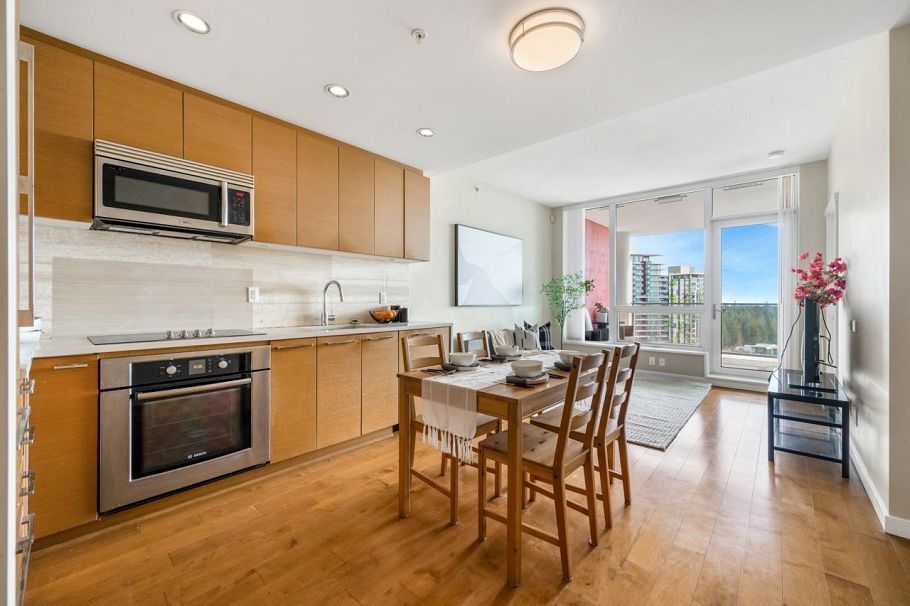 1503 5728 Berton Avenue Vancouver, BC - 2