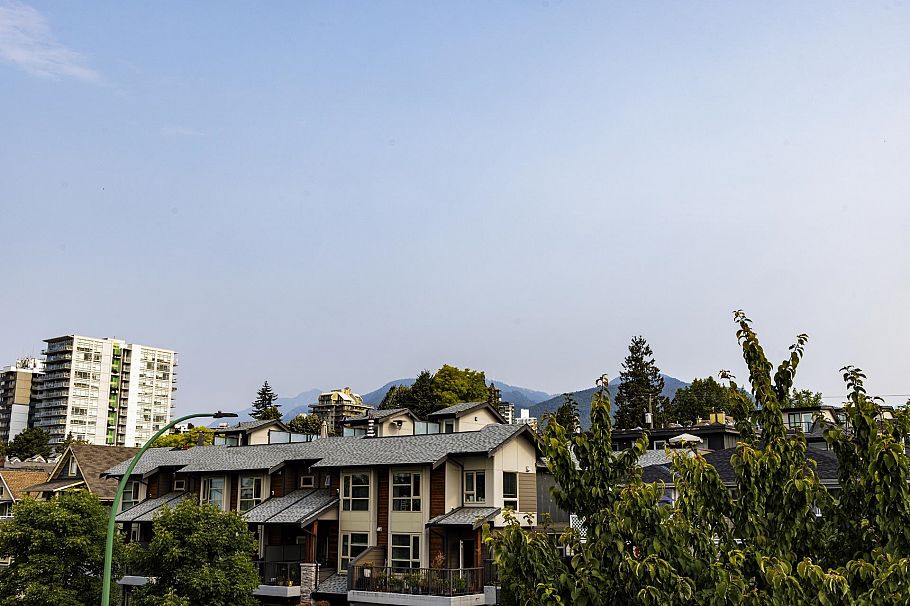 2 263 E 5th Street North Vancouver, BC - 9