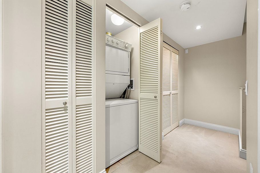 201 638 W 45th Avenue Vancouver, BC - 26