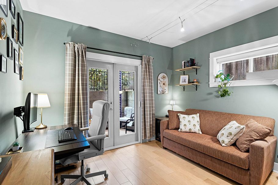 158 W 14th Avenue Vancouver, BC - 26
