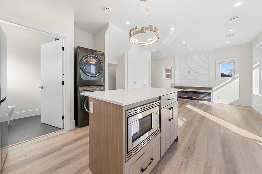 4318 Nanaimo Street Vancouver, BC - 16