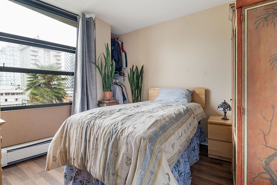 306 1688 Robson Street Vancouver, BC - 20