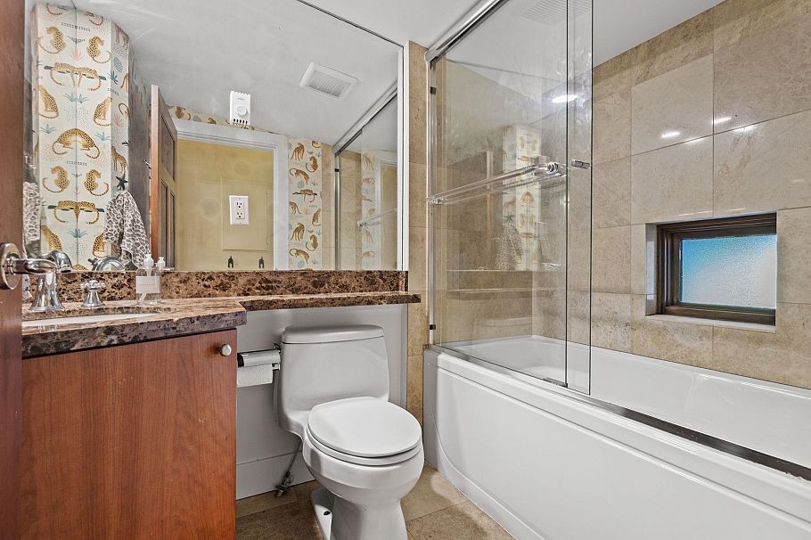 2 2505 W 8th Avenue Vancouver, BC - 20