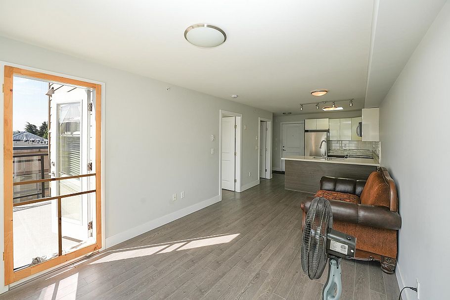 403 2408 E Broadway Vancouver, BC - 11