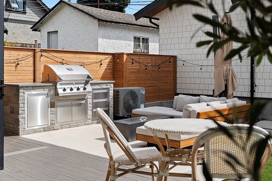 2 312 E 37th Avenue Vancouver, BC - 6