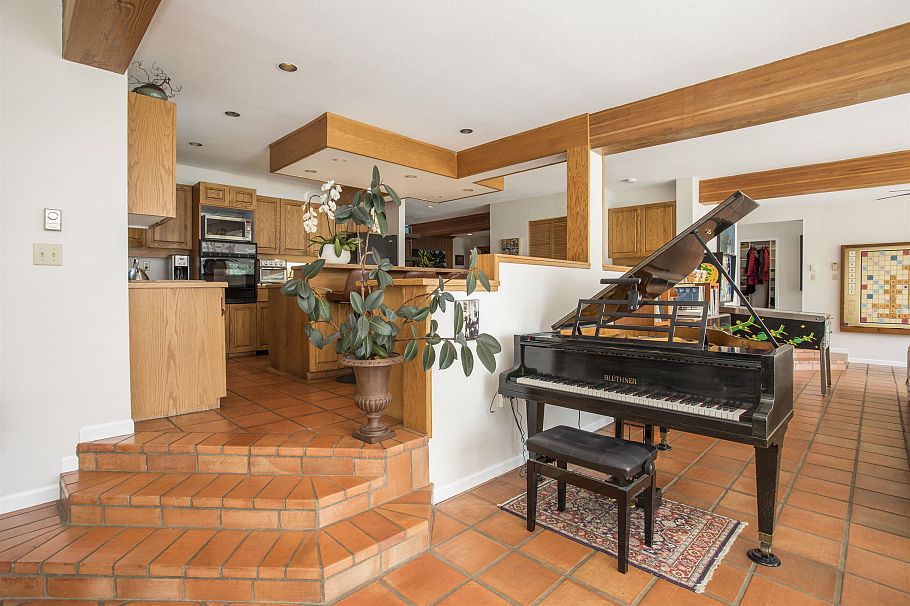 5439 Indian River Drive North Vancouver, BC - 14