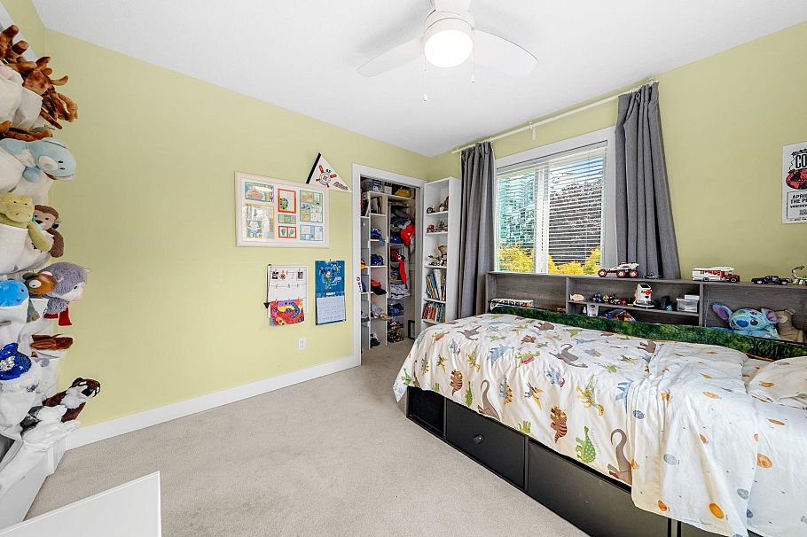 4 230 W 16th Street North Vancouver, BC - 25
