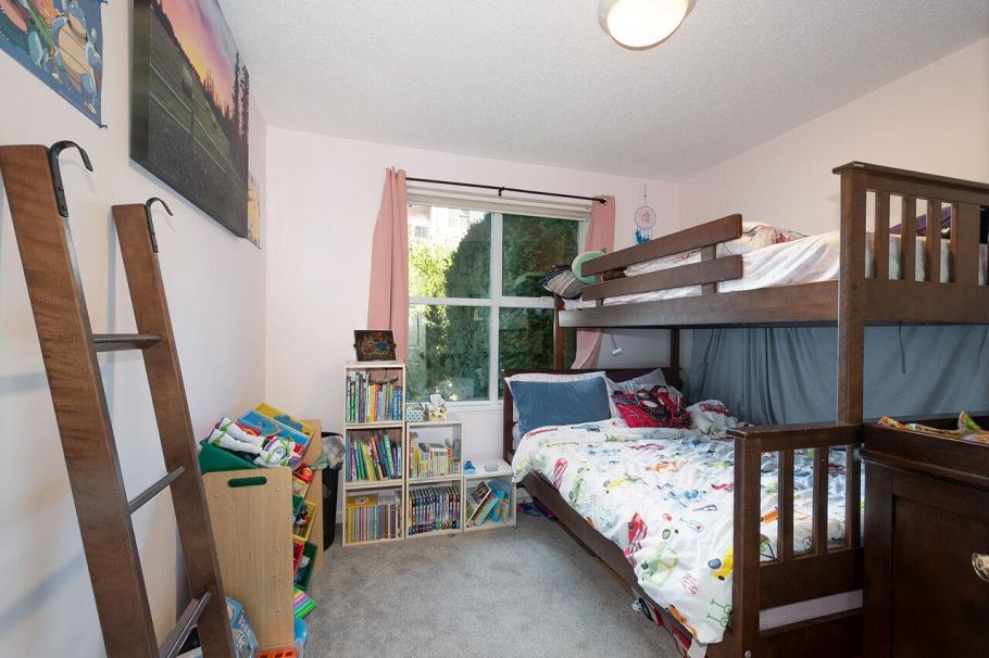 104 3625 Windcrest Drive North Vancouver, BC - 11