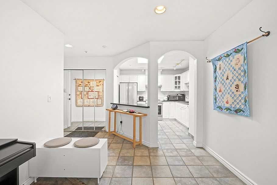 304 1550 Fell Avenue Avenue North Vancouver, BC - 16
