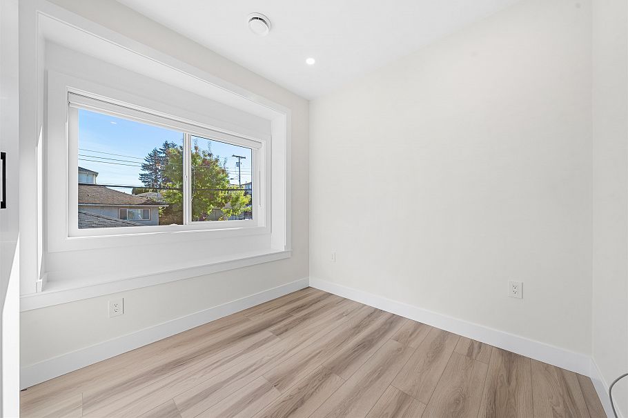 4318 Nanaimo Street Vancouver, BC - 28