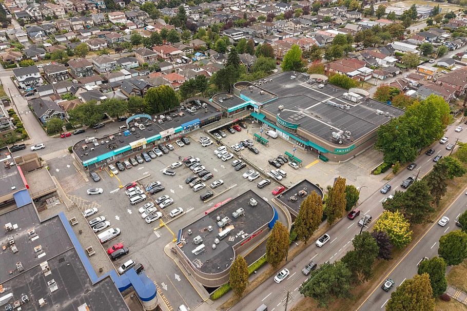 3054 E 5th Avenue Avenue Vancouver, BC - 38