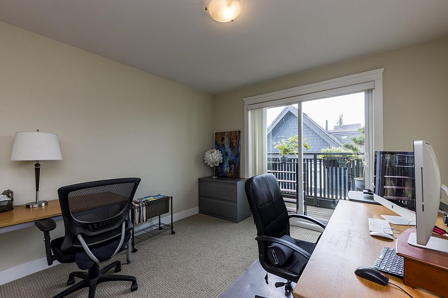 2 263 E 5th Street North Vancouver, BC - 10