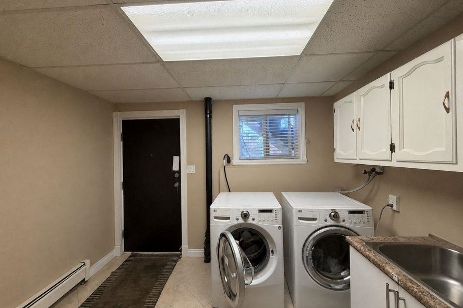 5885 Lincoln Street Vancouver, BC - 36