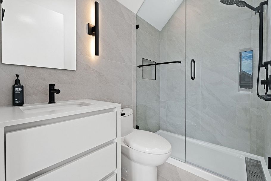 2 312 E 37th Avenue Vancouver, BC - 19