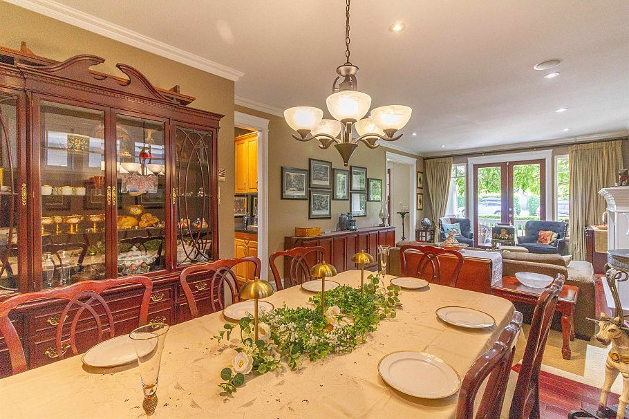 358 E 14th Street North Vancouver, BC - 7