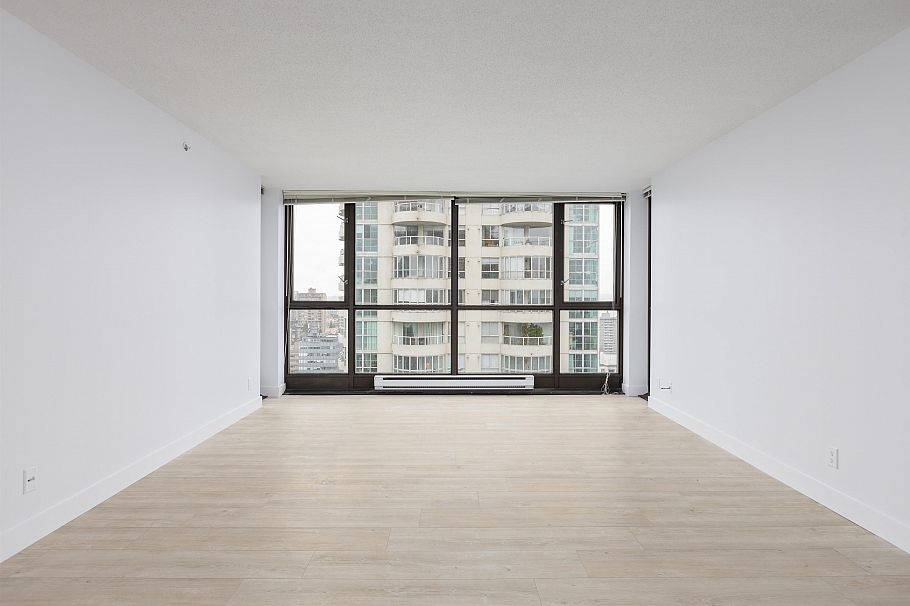 2905 1331 Alberni Street Vancouver, BC - 9